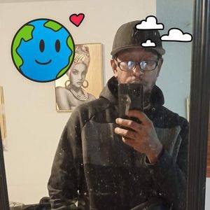 Meet your Posher, Dishawn